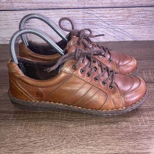 Born Womens Melissa Whiskey Size 6.5